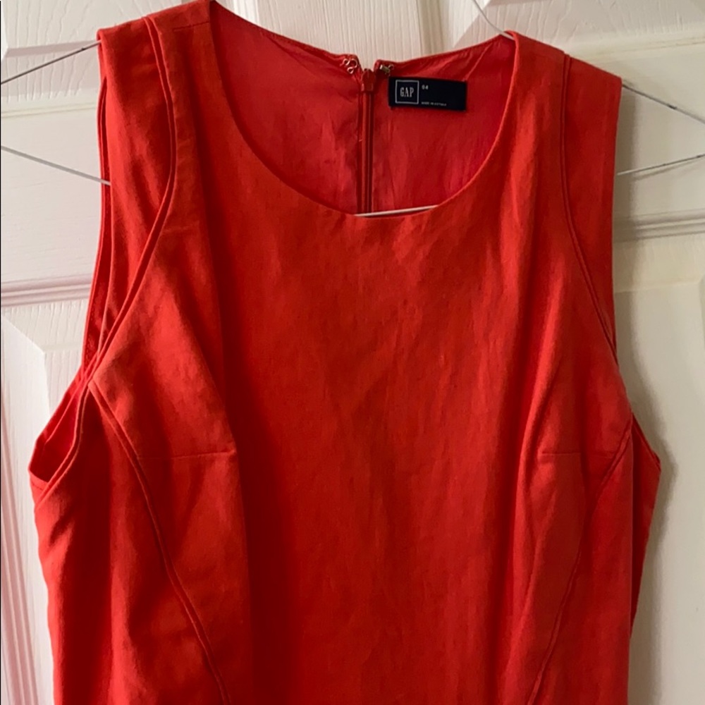 Gap - Picture 3 of 4